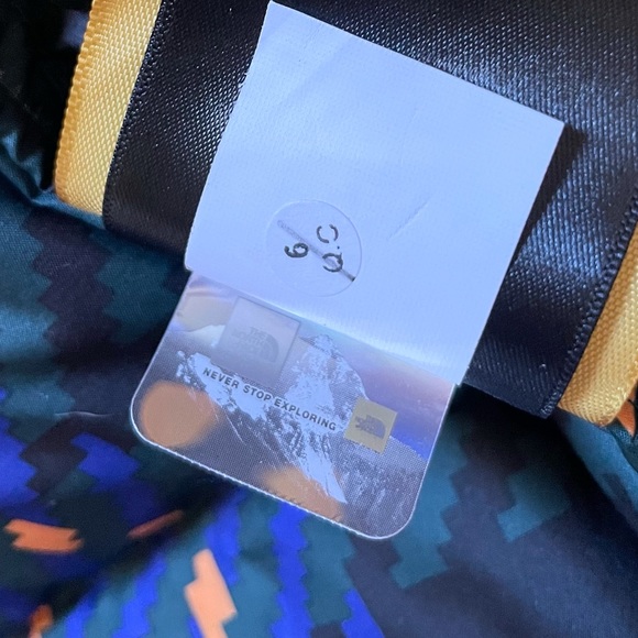 The North Face Women’s Sierra Long Parka - Picture 7 of 8